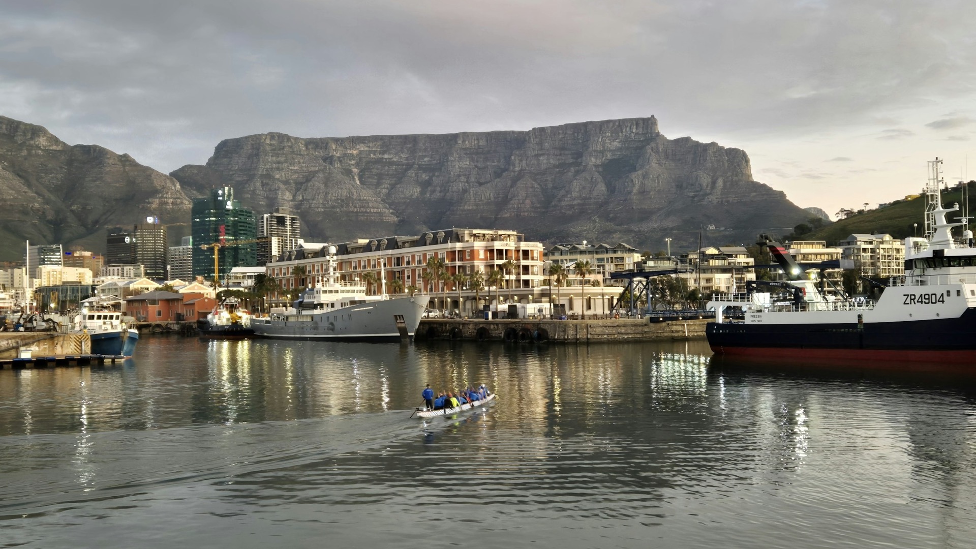 Cape Town Harbor Cruise